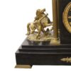 лот №C000181 — Часы каминные с бронзовыми фигурами